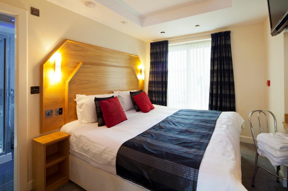 Queens Mansions: Empress Suite Blackpool Exterior photo